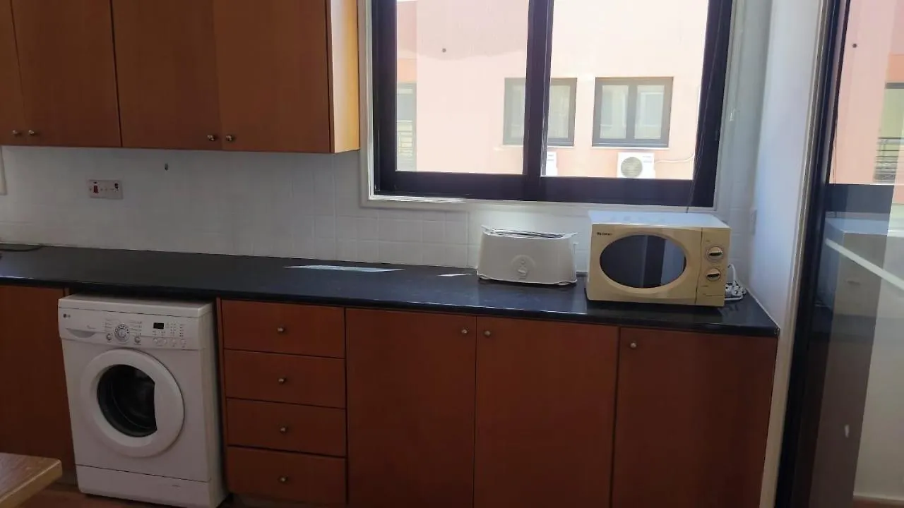 3-Bedroom Penthouse ラルナカ 0*,  キプロス